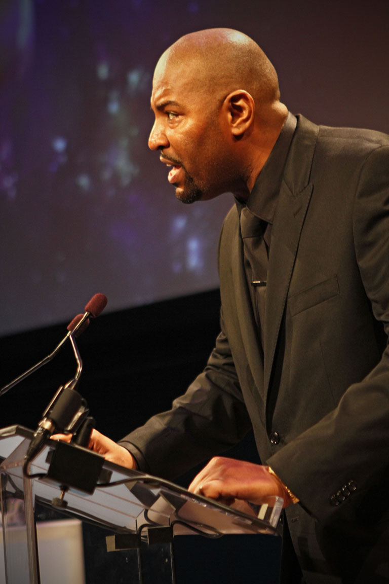 Prez addressing crowd (1)